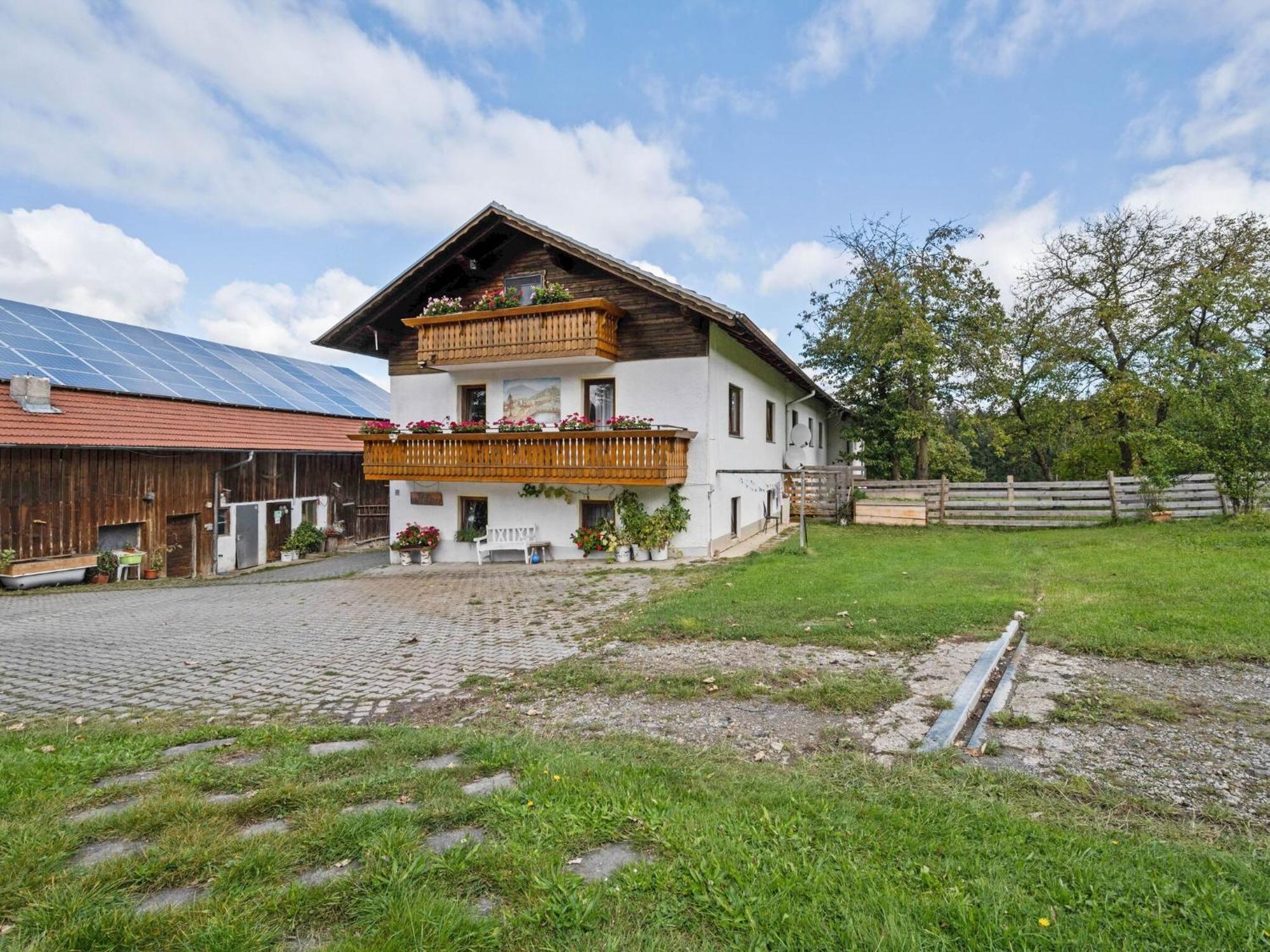Apartment On A Farm Near The Ski Area نيوكيرتشن بيم هيليغين بلوت المظهر الخارجي الصورة