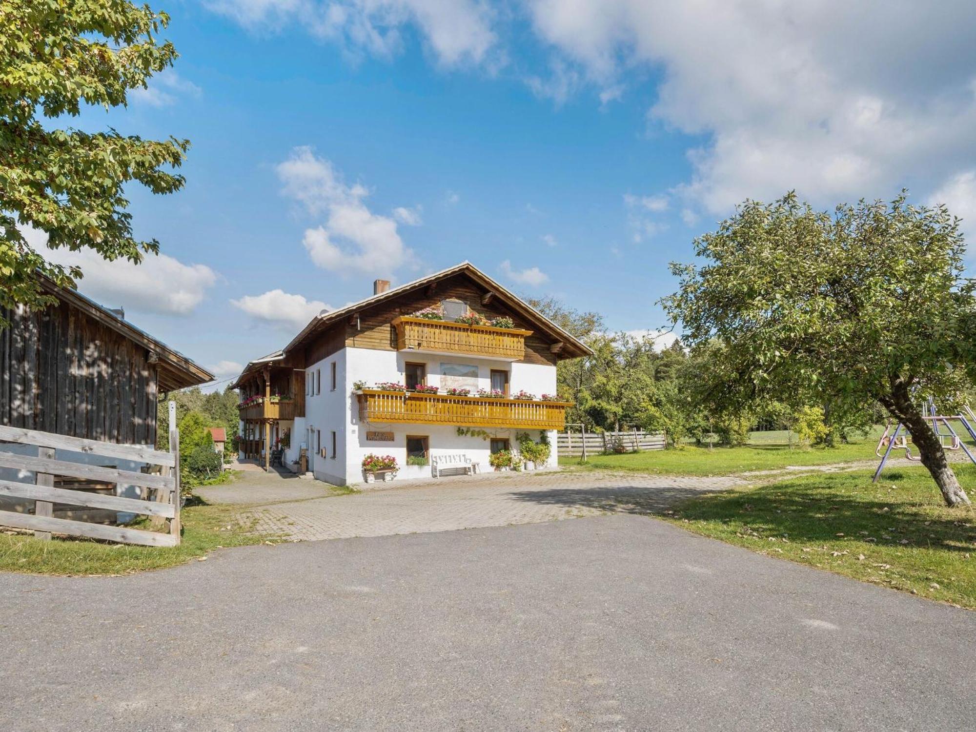 Apartment On A Farm Near The Ski Area نيوكيرتشن بيم هيليغين بلوت المظهر الخارجي الصورة